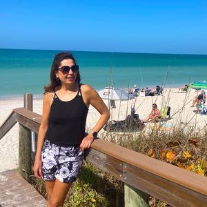 Meet your Posher, Rosario